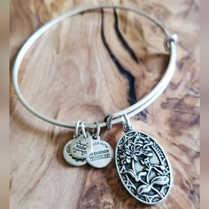 3/$18 2016 Alex and Ani Sister Bangle Bracelet